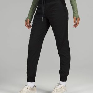 Lululemon dance studio joggers black
